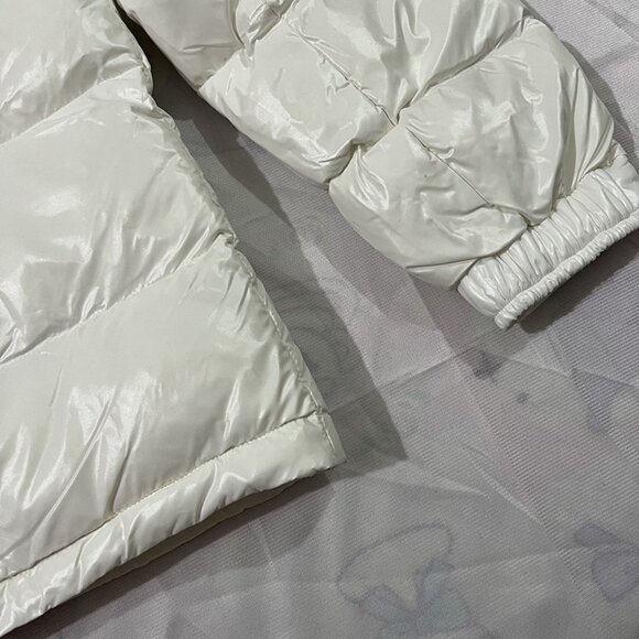 Moncler White Zip-Up Hooded Down Jacket - Picture 12 of 12